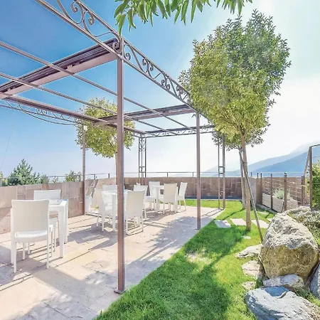 Two-bedroom Holiday In Magliolo