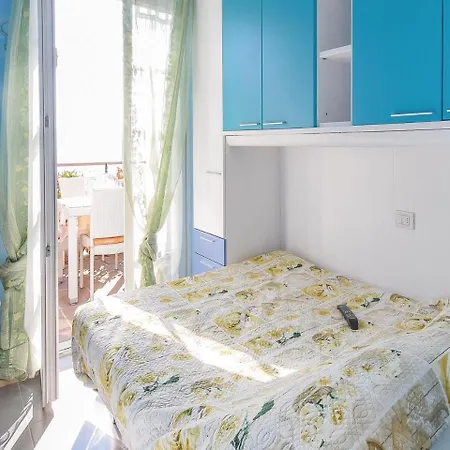 Two-bedroom Holiday In Hébergement de vacances Magliolo