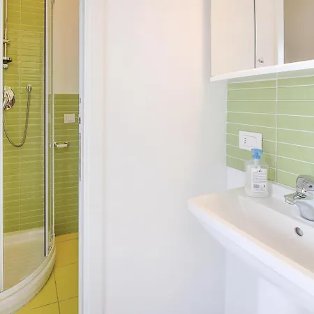 Two-bedroom Holiday In *